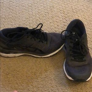 ASICS Women’s running shoes 8.5